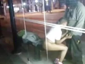 Chica asiática cacho ...