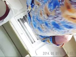 Armani estira porno  ...